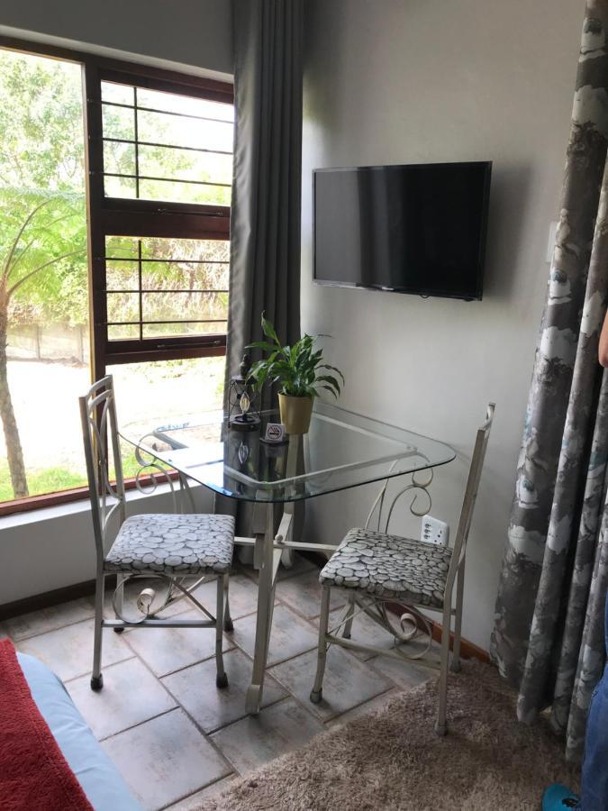 Cul De Sac - Accommodation George Bagian luar foto